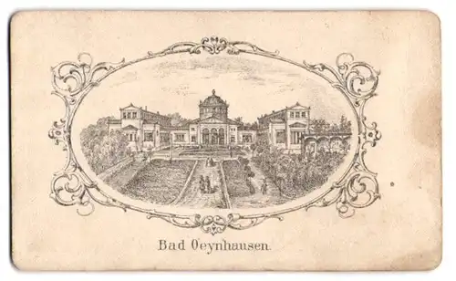 Fotografie unbekannter Fotograf, Ansicht Bad Oeynhausen, Blick auf das Badehaus 2 mit Aufgang und Kurgästen