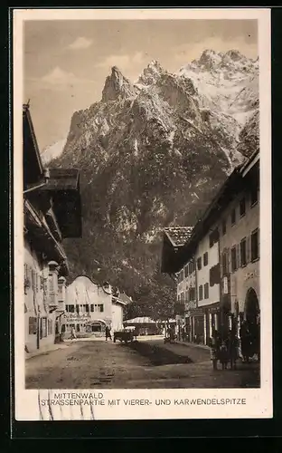 AK Mittenwald, Strassenpartie mit Vierer- und Karwendelspitze