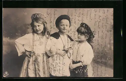 AK Drei Kinder in ungarischer Tracht