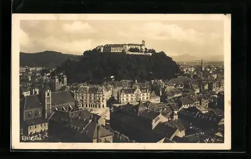 AK Ljubljana, Teilansicht mit Blick auf die Burg