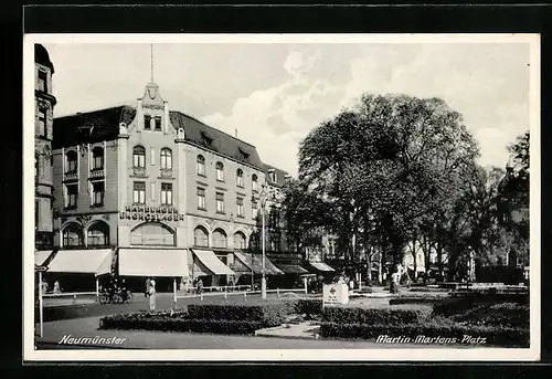 AK Neumünster, Martina-Martens-Platz mit Strasse, 