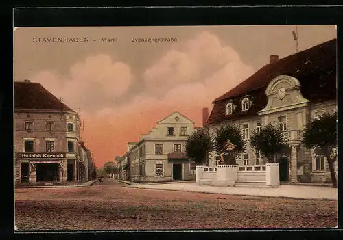 AK Stavenhagen, Markt und Ivenackerstrasse