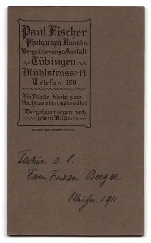 Fotografie Paul Fischer, Tübingen, Mühlstrasse 14, Junger Herr im Anzug mit Krawatte