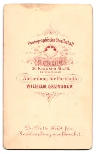 Fotografie Wilhelm Grundner, Berlin, Freiherr August von Loen, Generalintendant am Weimarer Hoftheater, Autograph