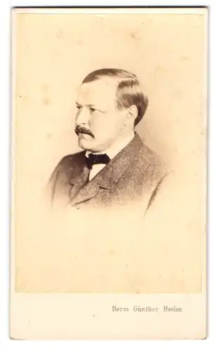 Fotografie Herm. Günther, Berlin, Portrait Max von Forckenbeck, Oberbürgermeister von Breslau und Berlin