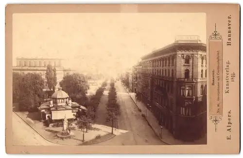 Fotografie E. Alpers, Hannover, Ansicht Hannover, Blick in die Gergstrasse mit dem Continentalhotel