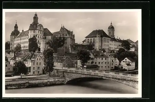 AK Neuburg a. d. Donau, Teilansicht mit Brücke und Kloster