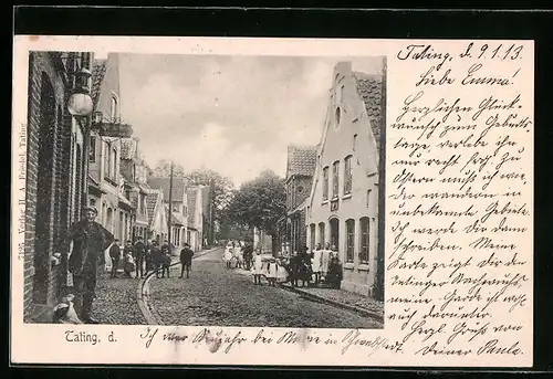 AK Tating, Strassenpartie mit Einwohnern und Kindern
