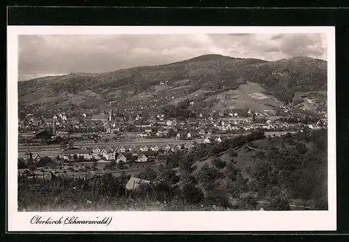 AK Oberkirch /Schwarzw., Gesamtansicht mit Umgebung