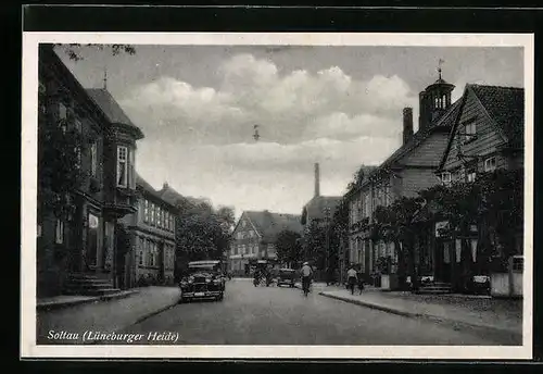 AK Soltau /Lüneburger Heide, Strassenpartie mit Geschäft