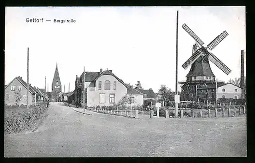 AK Gettorf, Bergstrasse mit Mühle