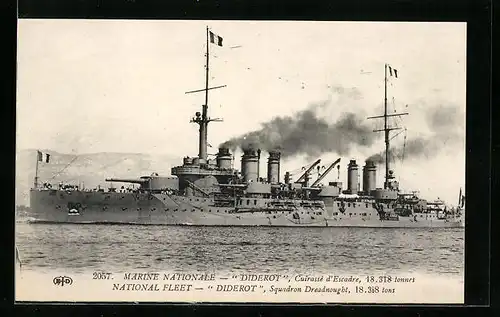 AK Französisches Schlachtschiff Diderot gibt Volldampf
