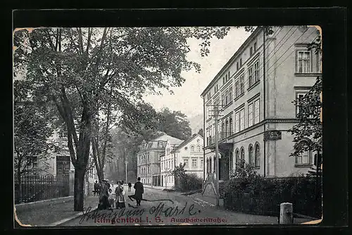 AK Klingenthal i. S., Passanten in der Auerbacherstrasse