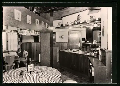 AK Gross Stieten /Kr. Wismar, Innenansicht der Gaststätte Mecklenburger Mühle