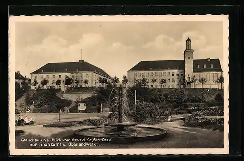 AK Glauchau i. Sa., Blick vom Oswald Seifert-Park auf Finanzamt und Überlandwerk