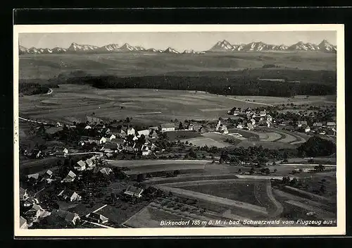 AK Birkendorf i. bad. Schwarzwald, Teilansicht, Fliegeraufnahme