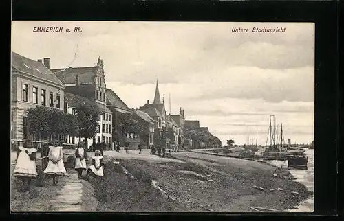 AK Emmerich a. Rh., Untere Stadtansicht mit Mädchen