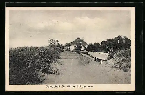 AK Gr. Möllen, Strandhaus aus der Ferne