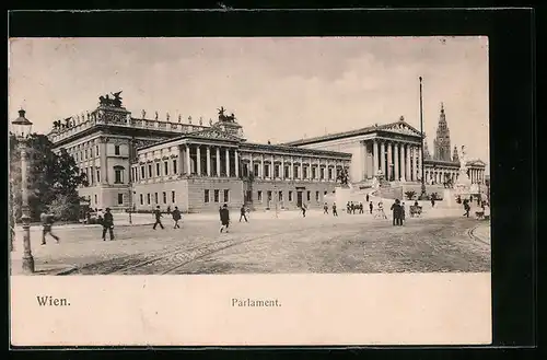 AK Wien, Parlament mit Passanten