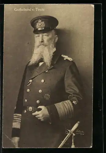 AK Portrait des Grossadmirals Alfred von Tirpitz in Marineuniform