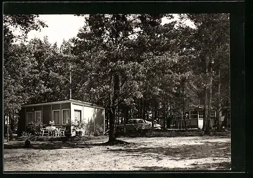 AK Kagar, Urlauberdorf im Wald