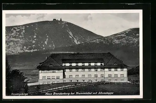 AK Krummhübel, Hotel Haus Brandenburg mit Schneekoppe