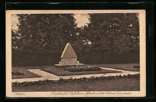 AK Stettin, Hauptfriedhof, Gefallenen-Denkmal des Turnvereins