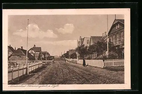 AK Wenningstedt a. Sylt, Nordseebad, Strassenpartie mit Gebäudeansicht