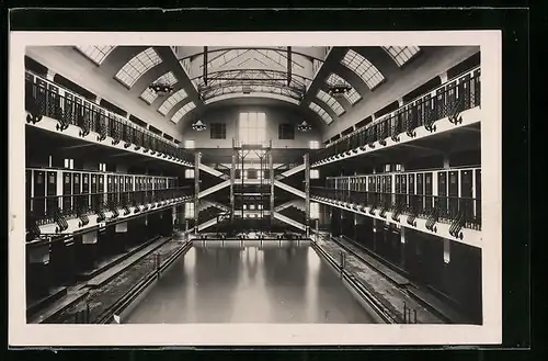 Foto-AK Wien, Amalienbad, Schwimmhalle