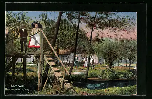 AK Bauern im Spreewald vor ihrem Bauerngehöft
