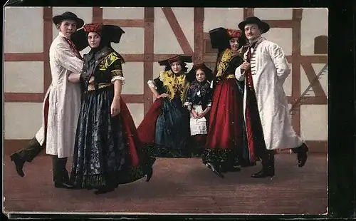 AK junge Menschen beim Tanz in Landestrachten aus Minden und Umgebung