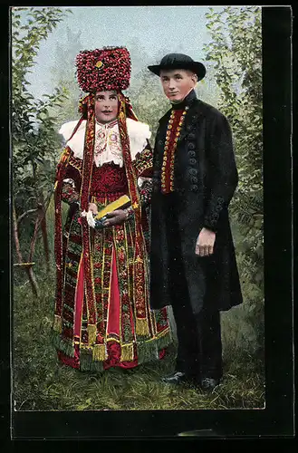 AK Brautpaar in Tracht aus Schaumburg-Lippe und den Hessischen Landen