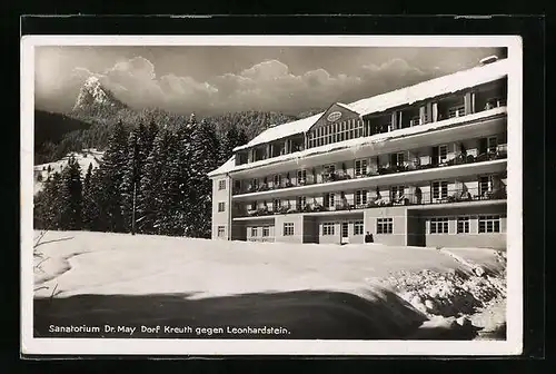 AK Dorf Kreuth /Obb., Waldsanatorium Dr. May gegen Leonhardstein im Winter