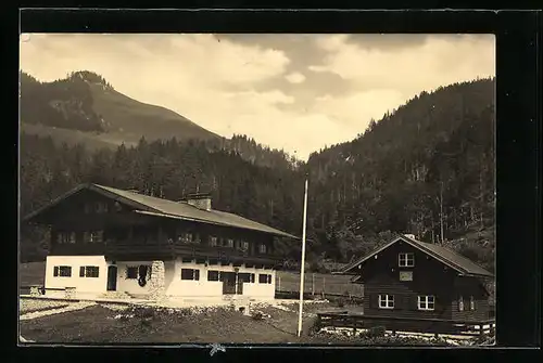 AK Fischhausen-Neuhaus /Obb., Willy-Merkl-Bergheim der RSG Neuaubing