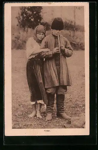 AK Zwei Bauernkinder als Hirten auf dem Feld