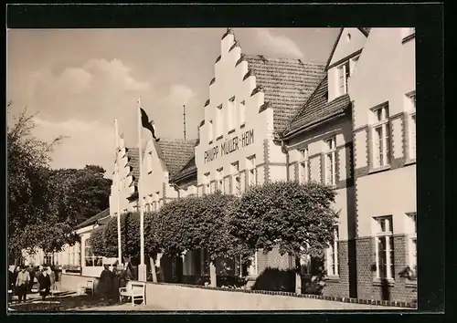 AK Lubmin / Ostseebad, Philipp-Müller-Heim der Reichsbahner