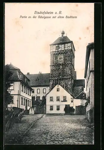 AK Bischofsheim a. R., Partie an der Schulgasse mit altem Stadtturm