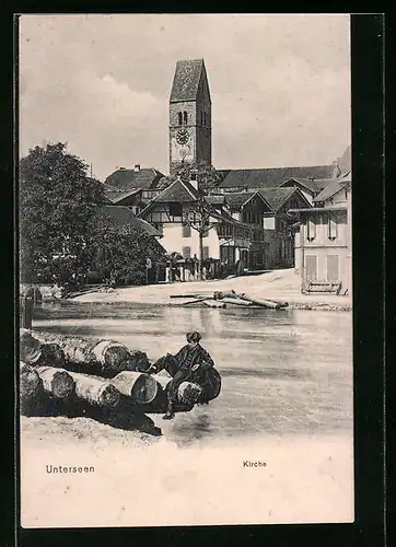 AK Unterseen, Ortspartie mit Kirche vom Wasser aus gesehen