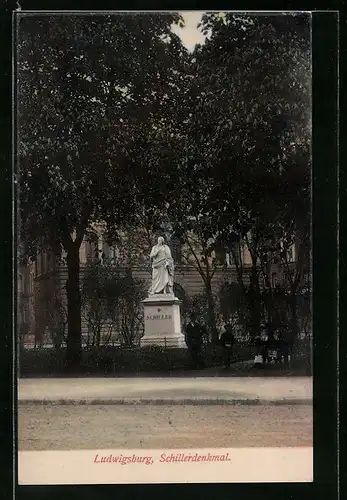 AK Ludwigsburg, am Schillerdenkmal