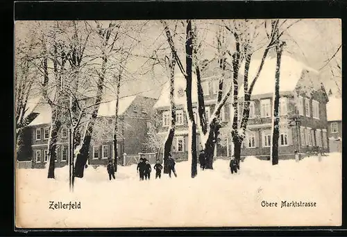 AK Zellerfeld, Obere Marktstrasse mit Kindern im Winter