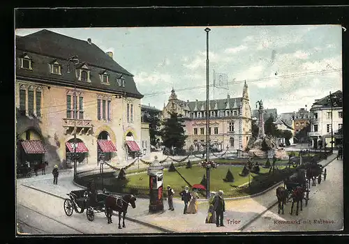 AK Trier, Kornmarkt mit Rathaus und Denkmal