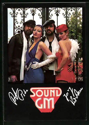 AK Musikgruppe Sound GM steht vor einem Parktor
