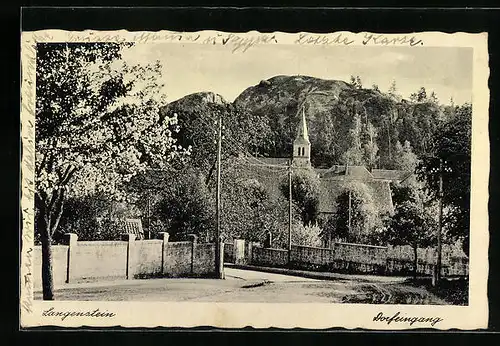 AK Langenstein, Dorfeingang, Blick zur Kirche