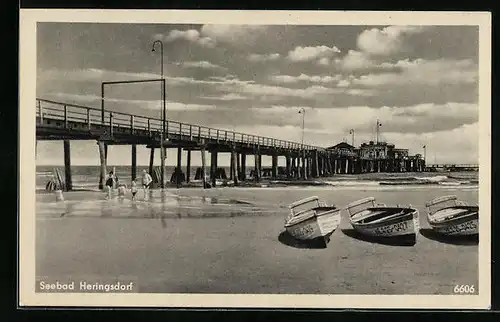 AK Heringsdorf / Usedom, Strandpartie mit Seebrücke