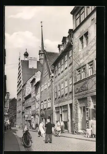 AK Pössneck / Thür., Steinweg mit Rathaus