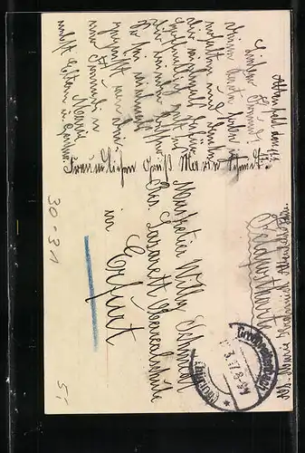 AK Soldatin in Uniform mit Pickelhaube