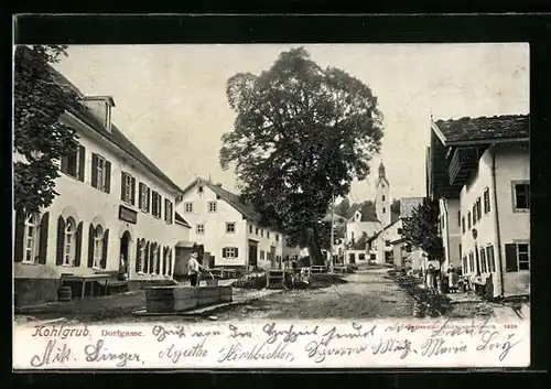 AK Kohlgrub, Strasse Dorfgasse mit Kirche