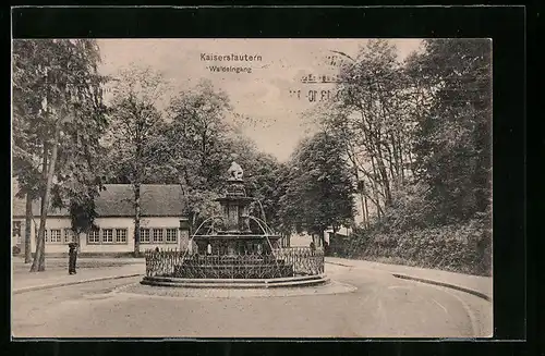 AK Kaiserslautern, Waldeingang mit Brunnen