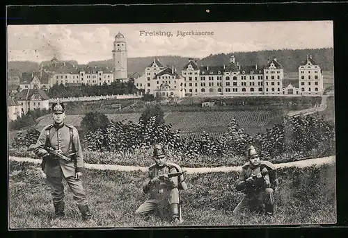 AK Freising, Jägerkaserne mit bewaffneten Soldaten