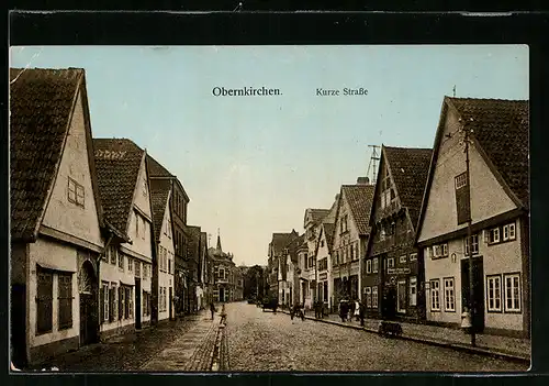 AK Obernkirchen, Passanten in der Kurzen Strasse